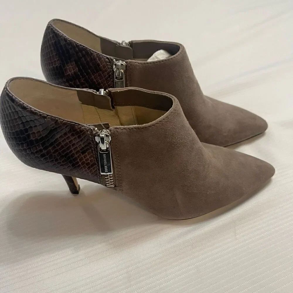 Michael Kors Womens 6M Gray Suede Croc Leather Pointed Toe Pump High Heels